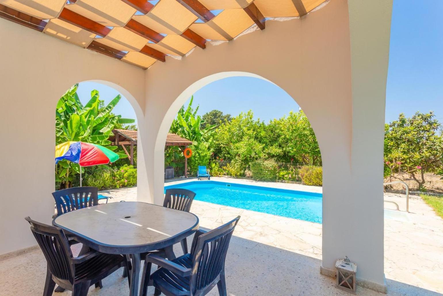 Sun Beach Villa Thio Polis Exterior foto