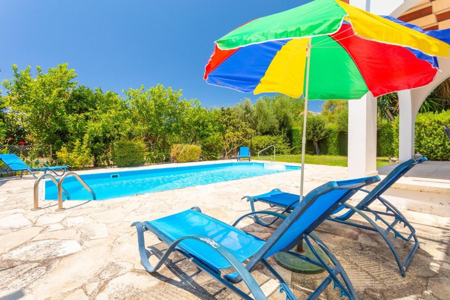 Sun Beach Villa Thio Polis Exterior foto